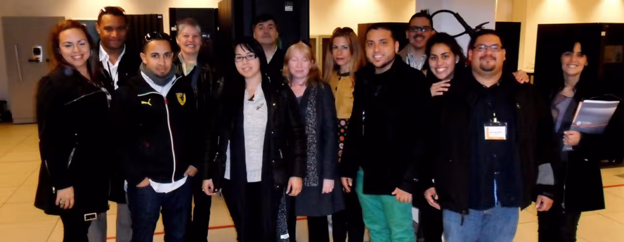 Universitarios de Puerto Rico visitan el Centro de Proceso de Datos (CPD) de Nasertic