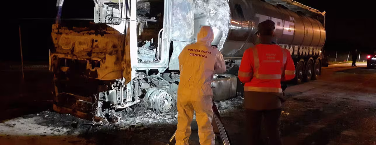 Policía Foral científica en el lugar del incidente