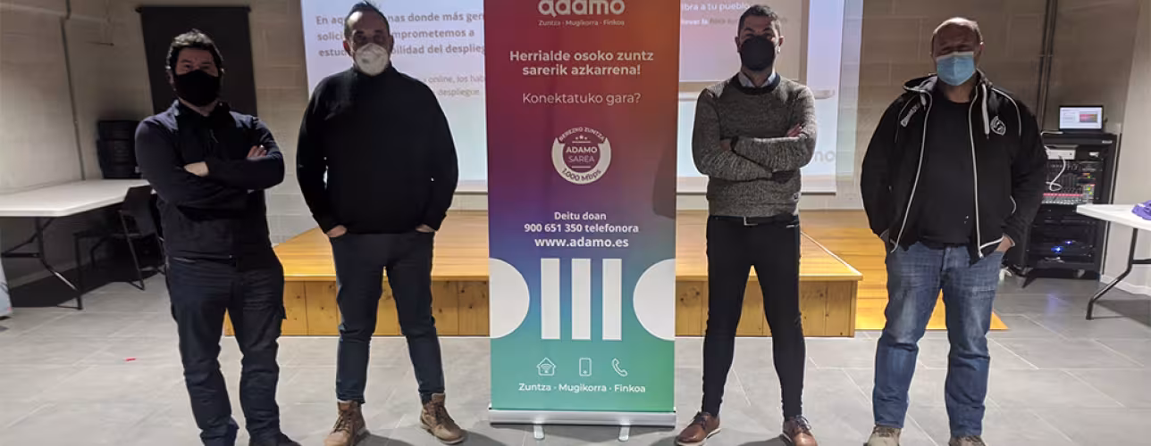 Alcaldes de Zugarramurdi y Urdax representantes de Adamo y Onena